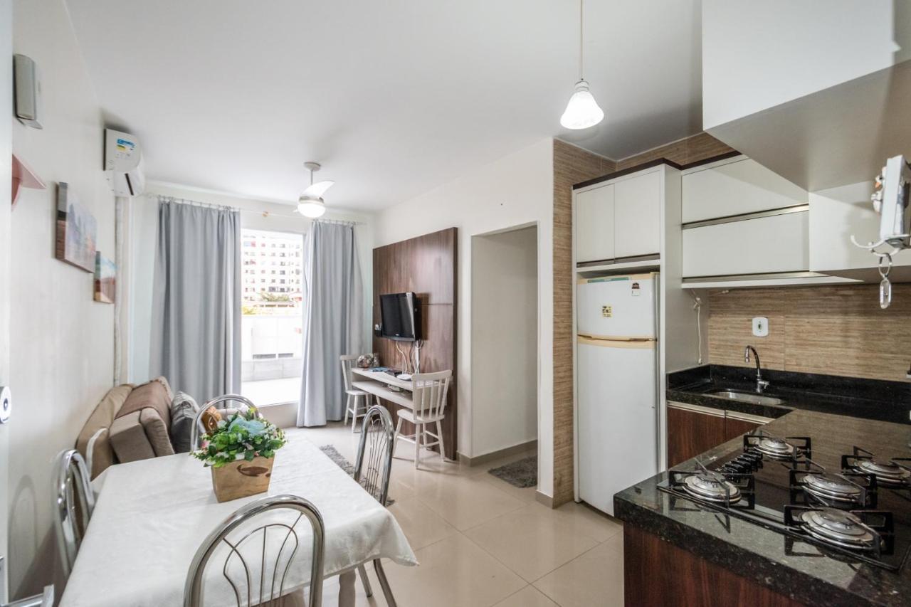 Em Frente Ao Shopping Atlantico! Com Sacada, Garagem E Ar Condicionado Apartment Balneario Camboriu Luaran gambar